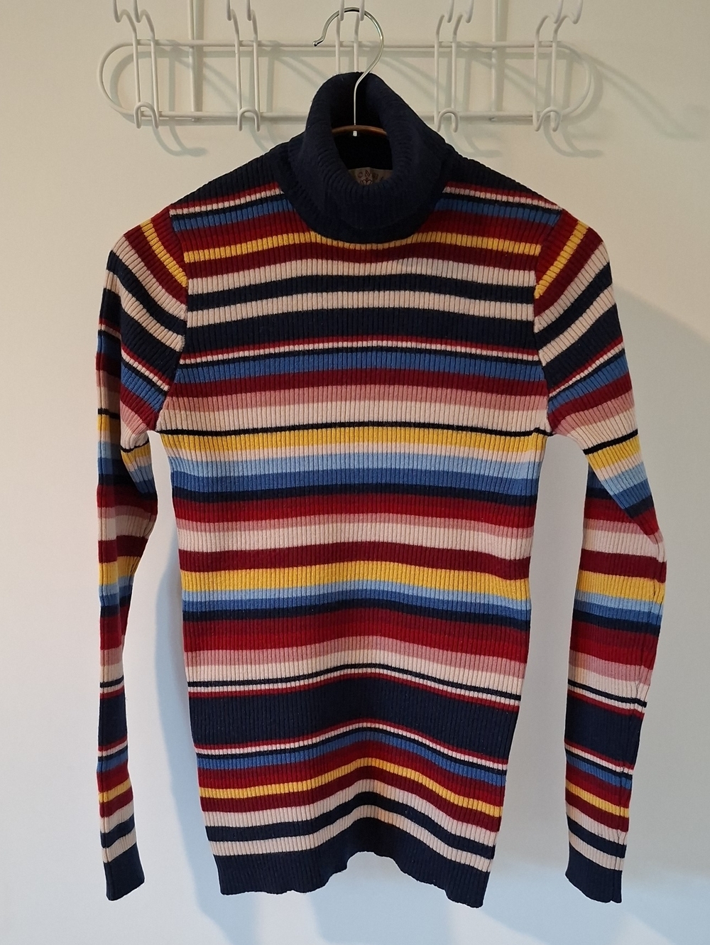 Vintage/90's Classic Rainbow Striped 100% Virgin Wool Turtleneck (Size S)